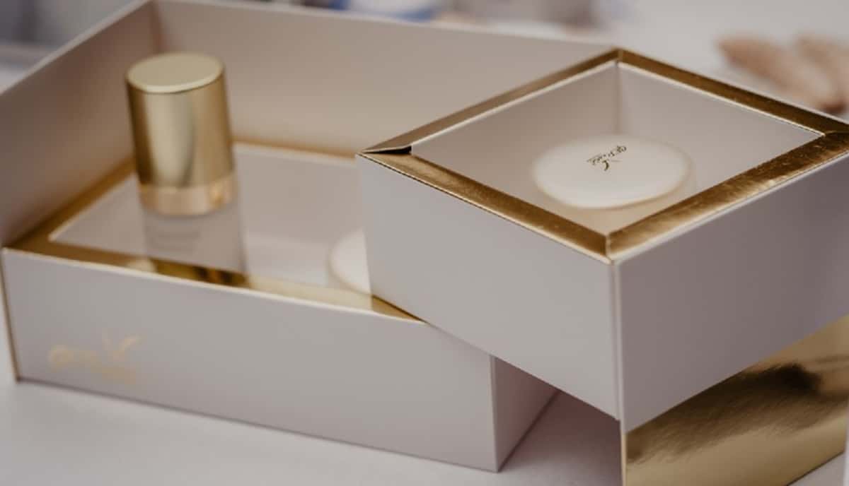 Branded luxury cosmetic box